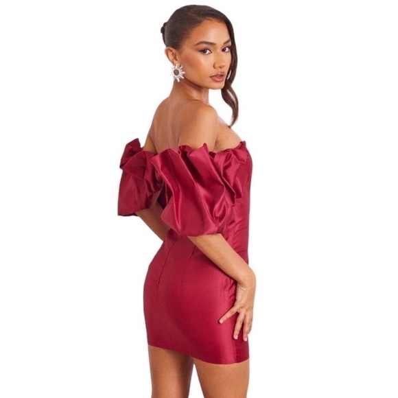 PrettyLittleThing Burgundy Satin Ruffle Low Cut Mini Dress Nwt Size 8 - Picture 3 of 6